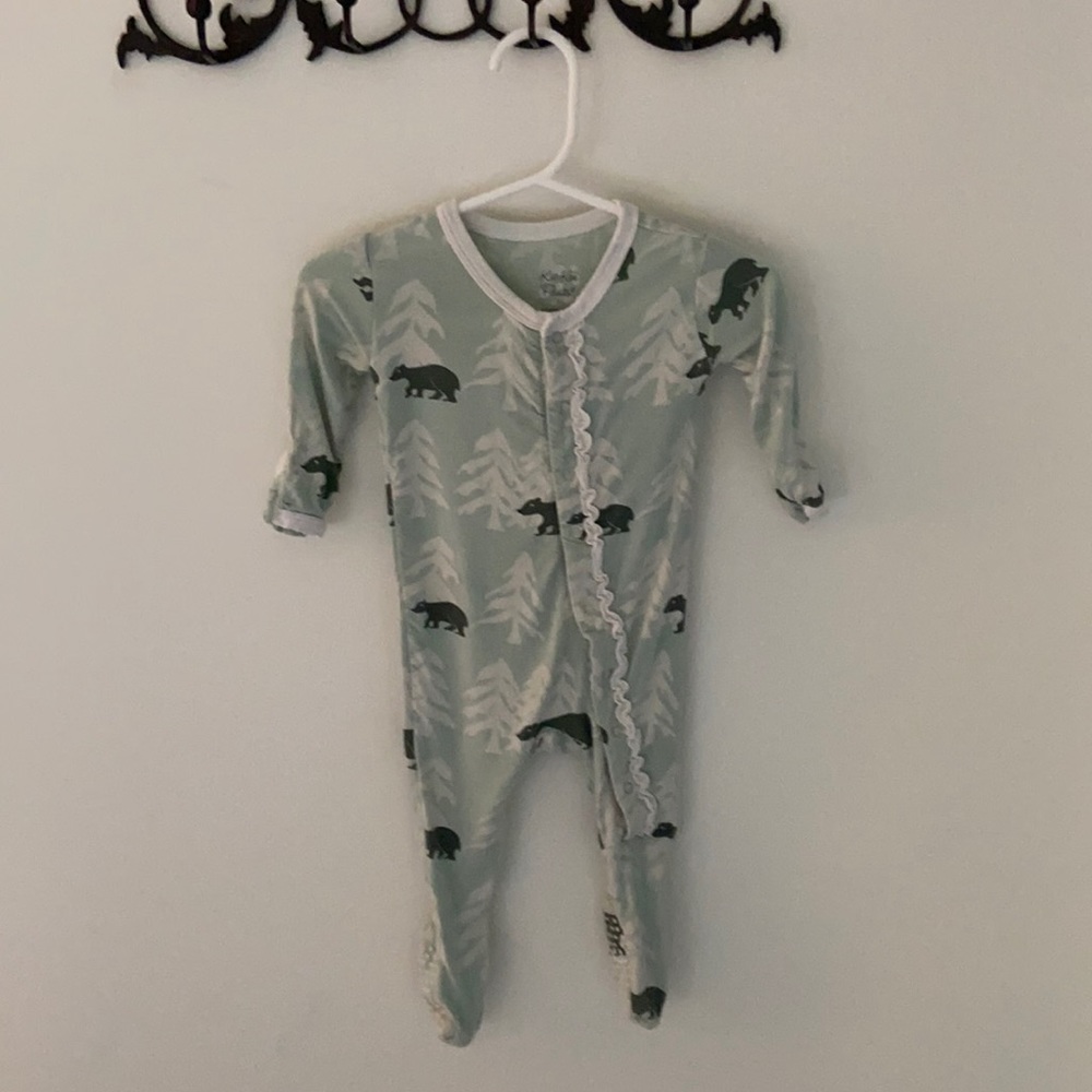 Kickee Pants Aloe Bears and Treeline Series 0-3M Onesie with Ruffles.